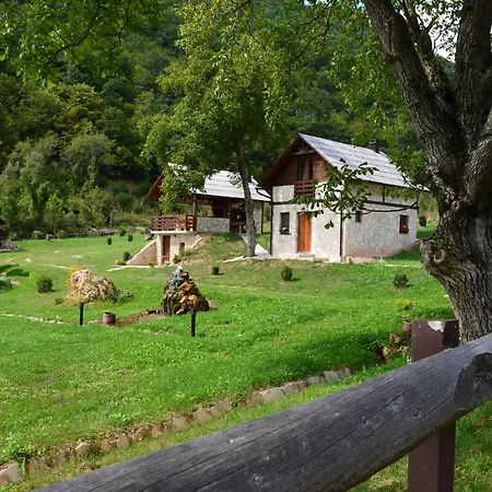 Vikendica Vikendice - Vodenica Juric Prozor