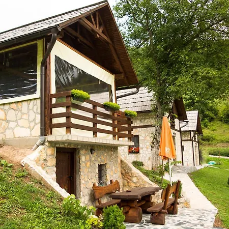 Vikendica Vikendice - Vodenica Juric Prozor